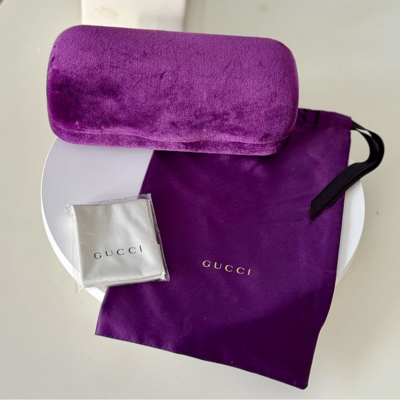 Gucci Sunglass Case - Purple w/ Pouch and Cloth - Picture 6 of 6